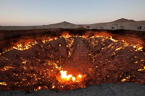 "The door to Hell" in Darvaza, Turkmenistan